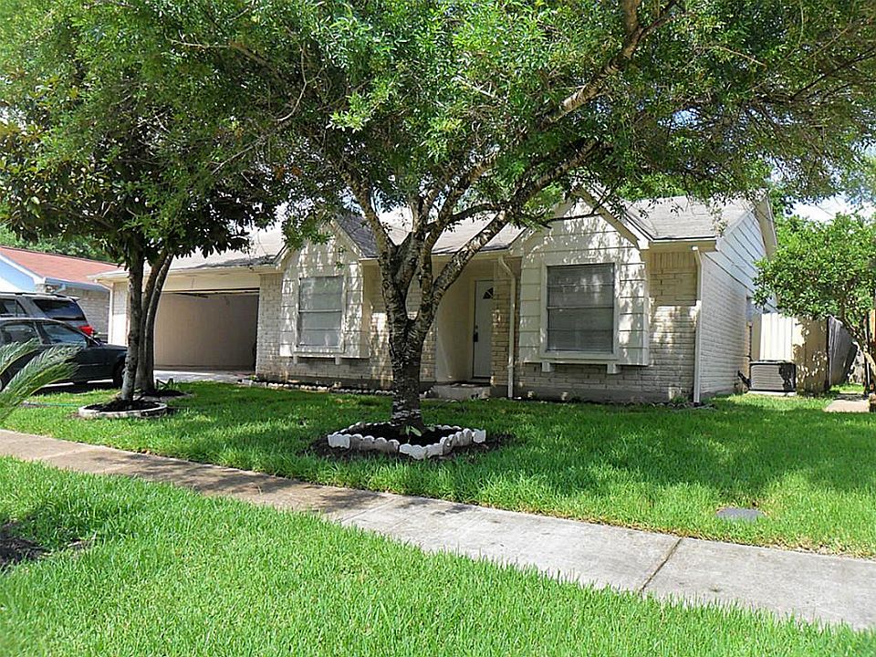 1st image of 10407 Towne Oak Ln