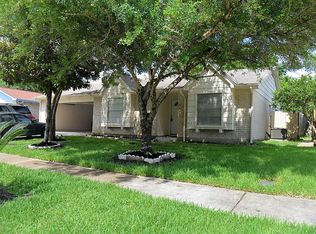 10407 Towne Oak Ln, Sugar Land, TX 77498