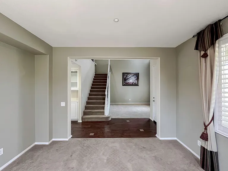 7905 Leway Dr — Photo 4