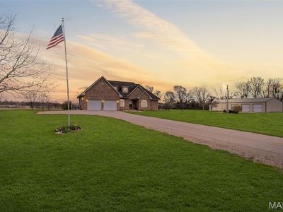 15856 Wendle Rd, Godfrey, IL, 62035