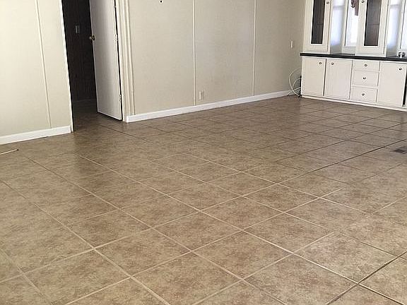 5th image of 14032 Victoria Dr