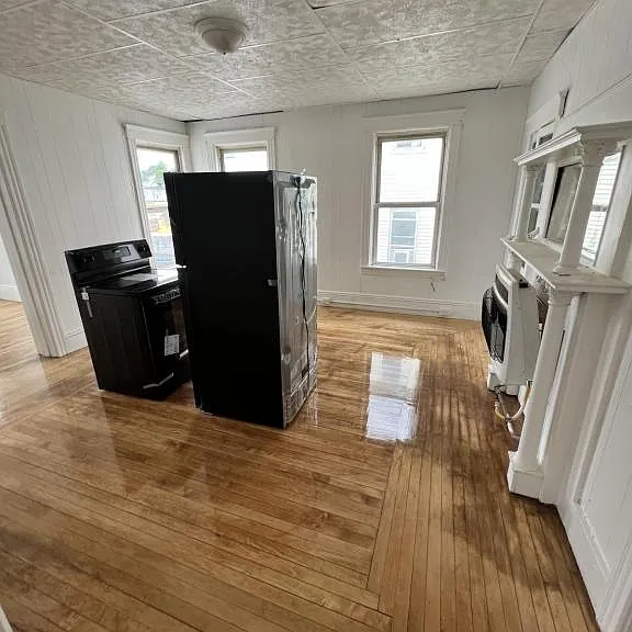 279 Grafton St — Photo 6