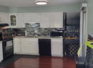 9607 Outlook Dr #1, Overland Park, KS 66207