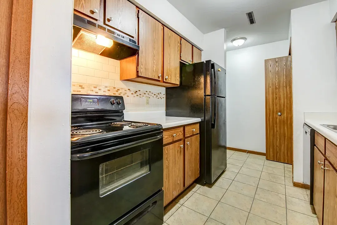 2 bed, 1400 sqft, $1,259 — Photo 3