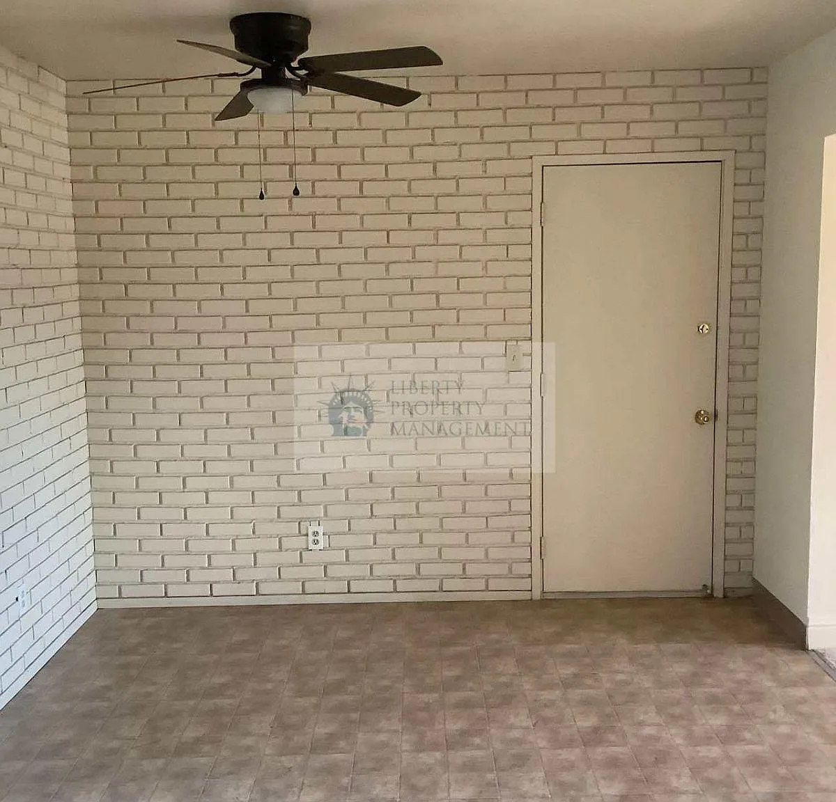 3 bed, 1136 sqft, $2,150 — Photo 4
