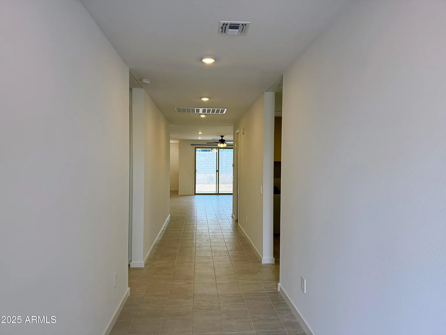 4 bed, 2140 sqft, $2,499 — Photo 2
