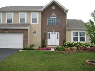 8283 Orange Station Loop, Lewis Center, OH 43035