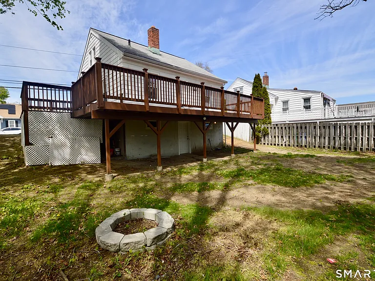 314 Knowlton St — Photo 23