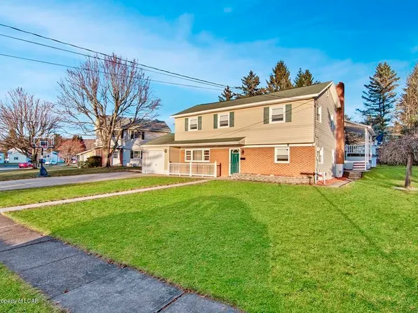 1 Park Ln N, Mountain Top, PA 18707