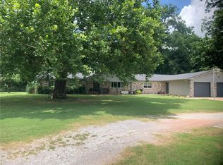 1000 W Main St, Maysville, OK 73057