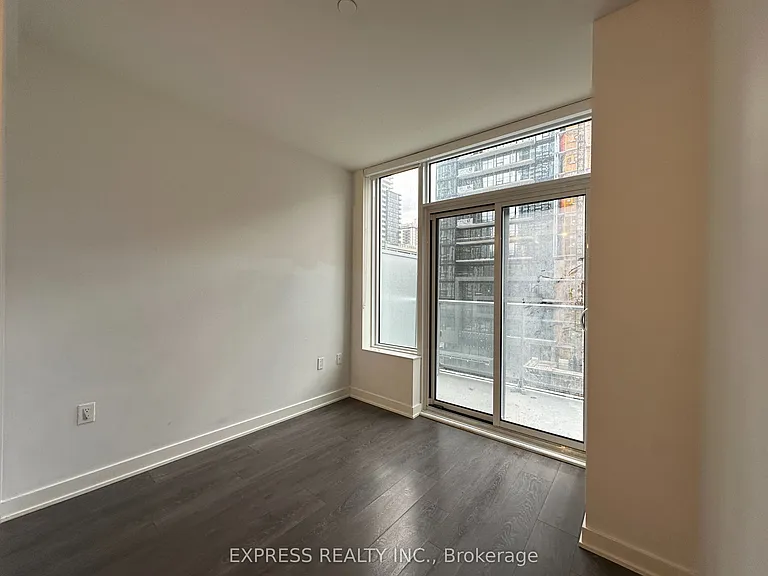 99 Broadway Ave #516 — Photo 3