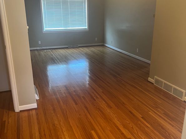465 Wehrle Dr APT 1