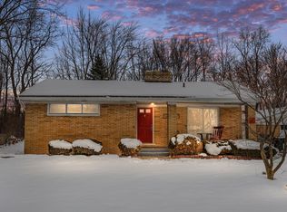 109 Michelson Rd, Rochester Hills, MI 48307