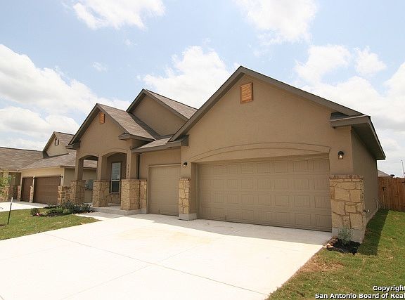 2nd image of 5641 Briar Fld
