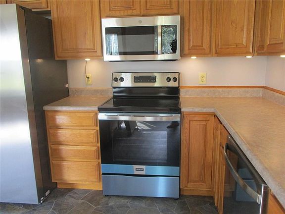 5th image of 3920 S Tiffany Ln