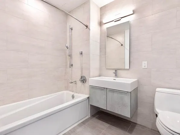 144-74 Northern Boulevard image 5 of 11