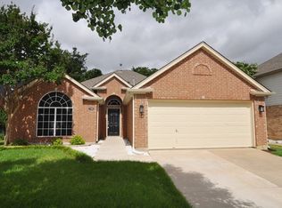 7763 Park Run Rd, Fort Worth, TX 76137