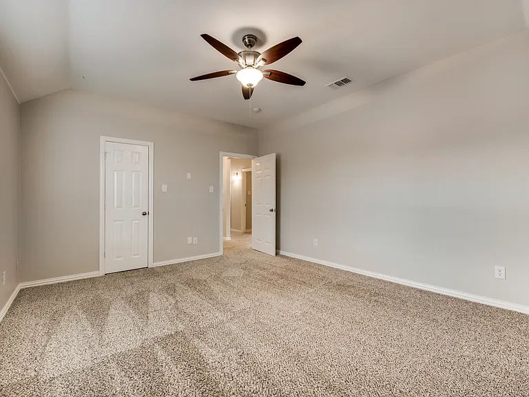 2569 Pinnacle Point Dr — Photo 16