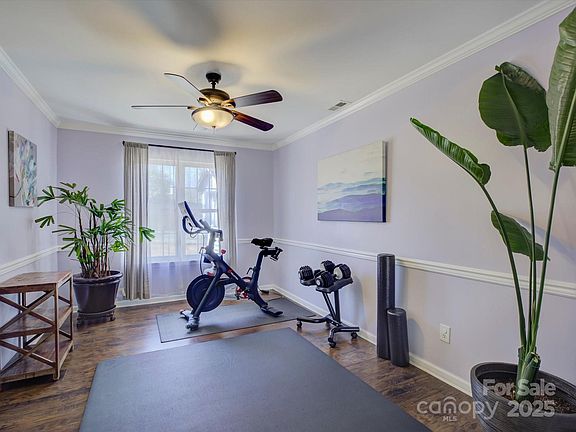 5th image of 6527 Spanish Moss Ln