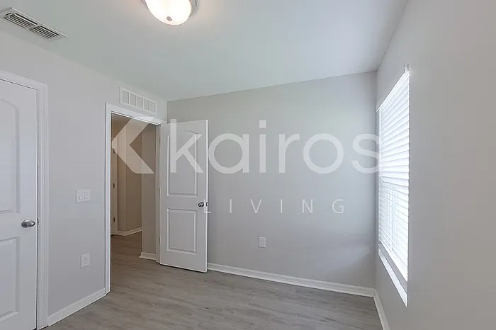 3214 65th St W — Photo 10
