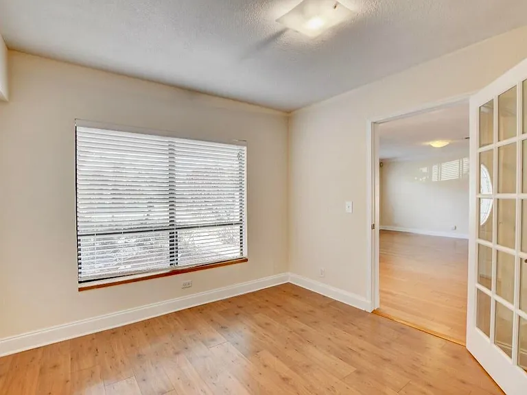 17768 Maplewood Dr — Photo 19