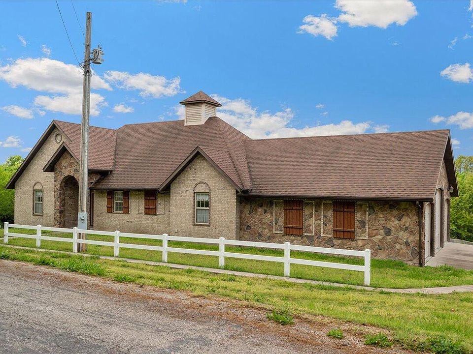 1424 Day Road, Walnut Shade, MO 65771 Zillow