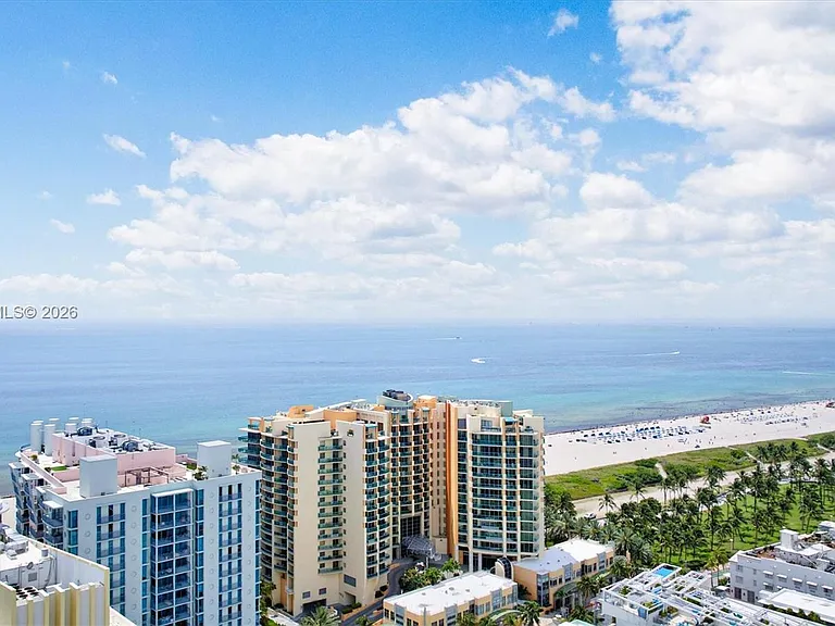 1455 Ocean Dr #704 — Photo 33
