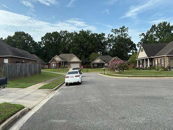 4th image of 3540 Lyle Ct