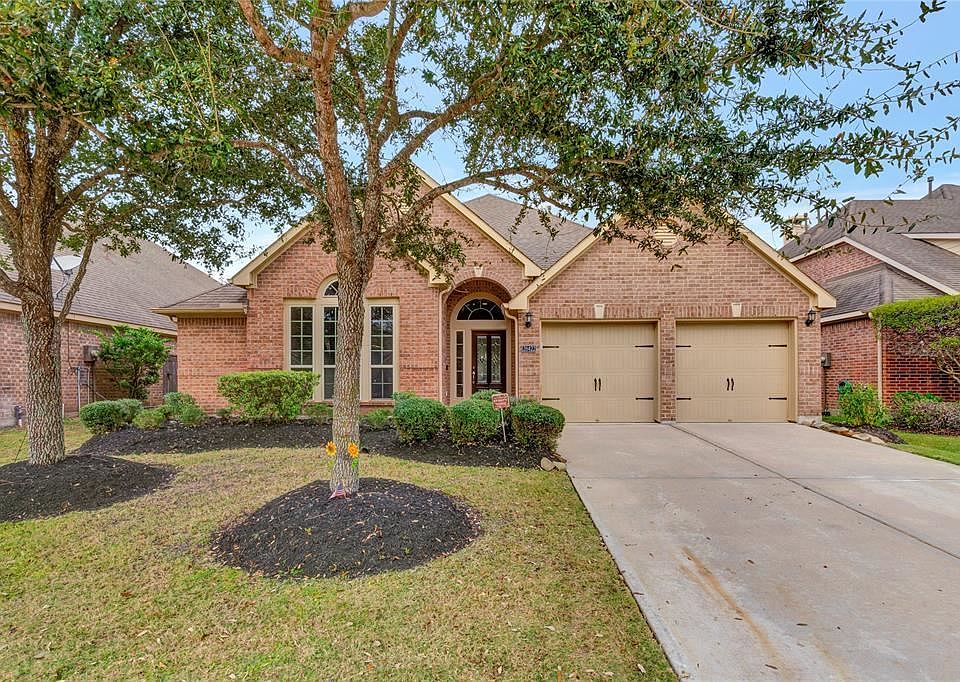 1st image of 26422 Longleaf Valley Dr