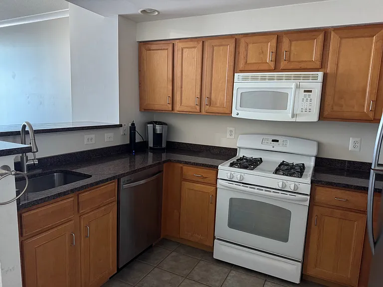 4490 Market Commons Dr #507 — Photo 15