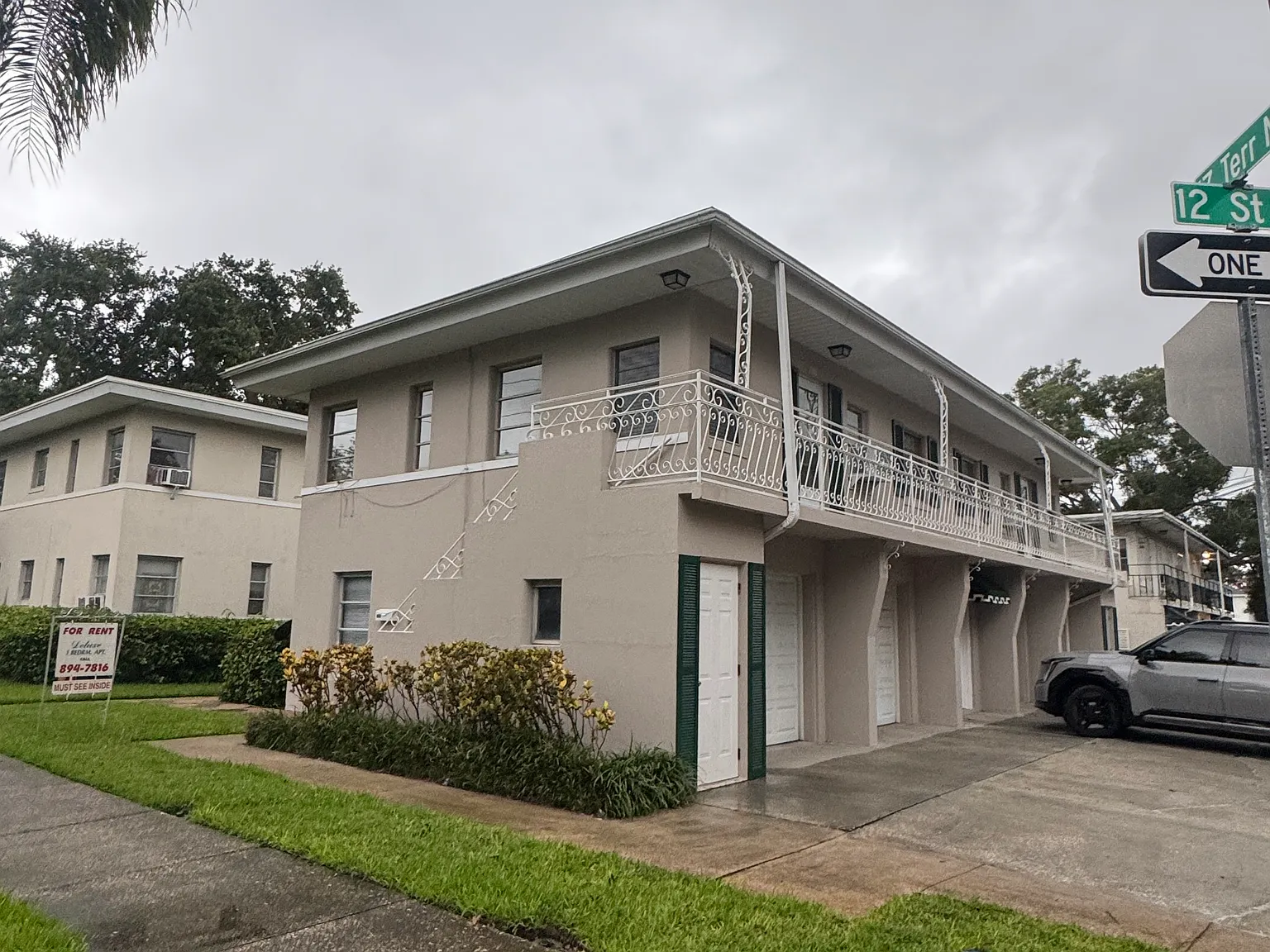 1 bed, 560 sqft, $1,750 — Photo 2