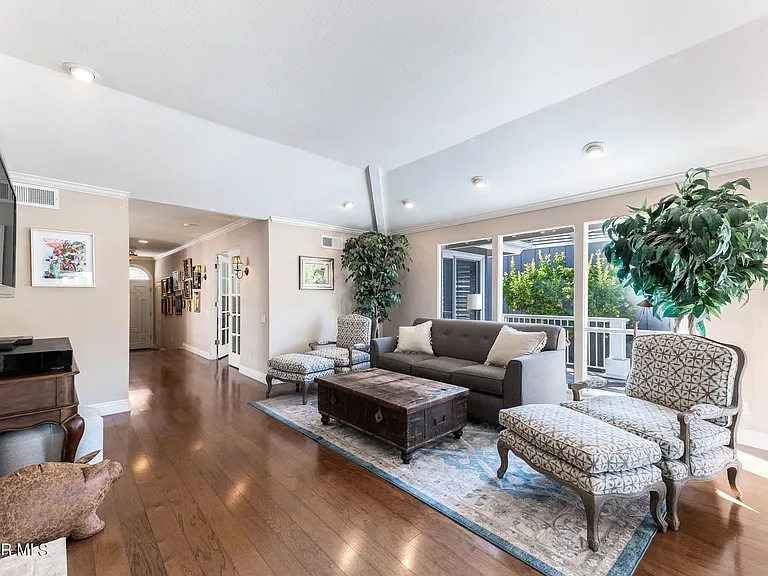 32146 Oakshore Dr — Photo 3