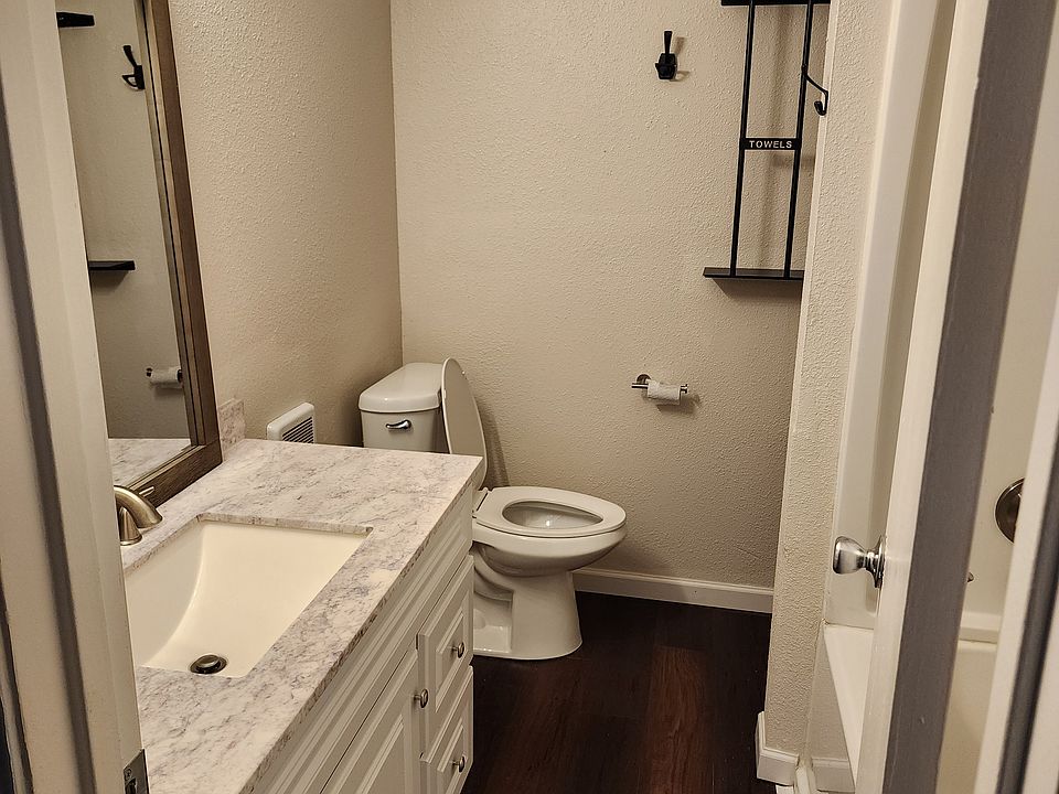 1st image of 6012 S Mason Ave #B