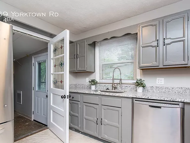 1769 Yorktown Rd — Photo 18