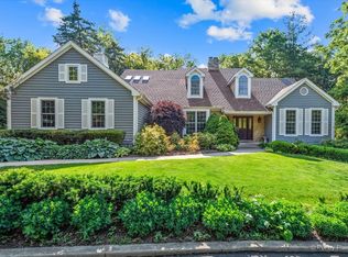 3N802 Bittersweet Rd, Saint Charles, IL 60175