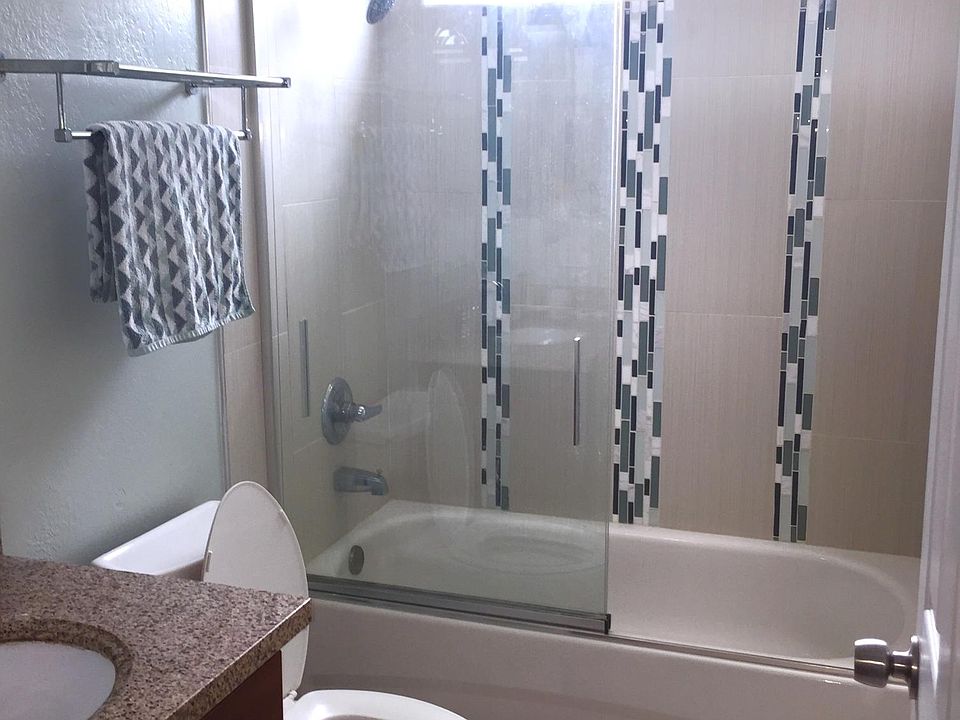 2nd image of 34132 Cavendish Pl