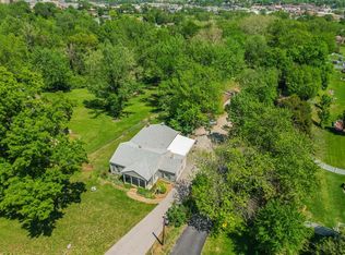 12031 Old Saint Charles Rd, Bridgeton, MO 63044