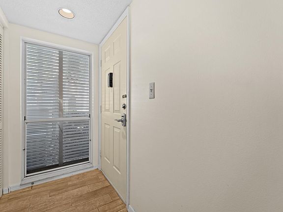 3rd image of 456 Cerromar Ln #171