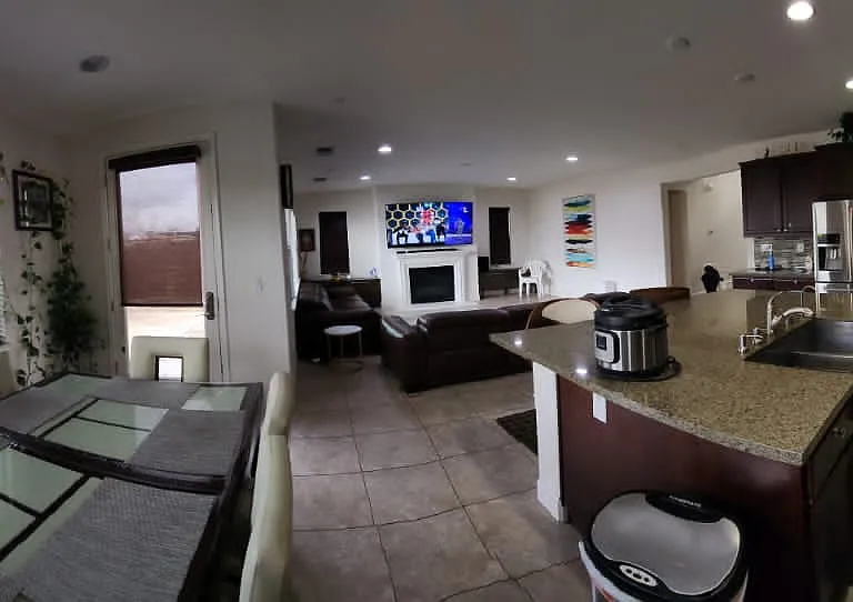 5684 Saratoga Cir — Photo 1