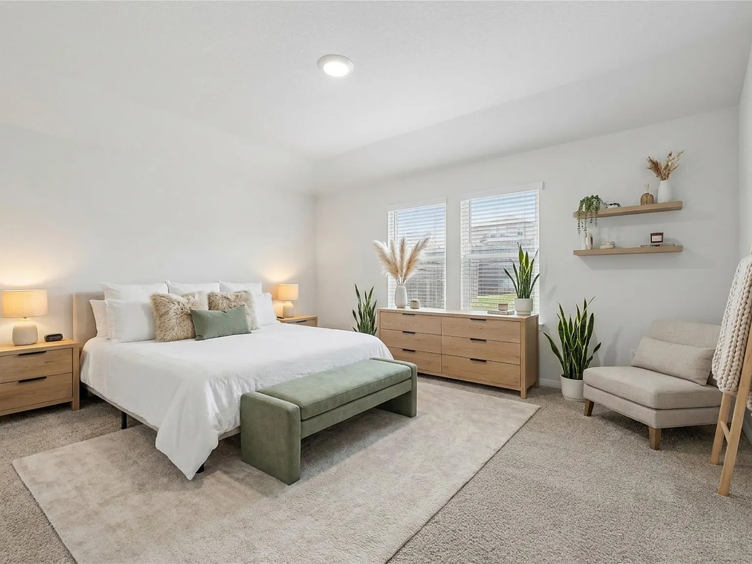 4 bed, 2.5 bath, 1846 sqft, $2,200 — Photo 4