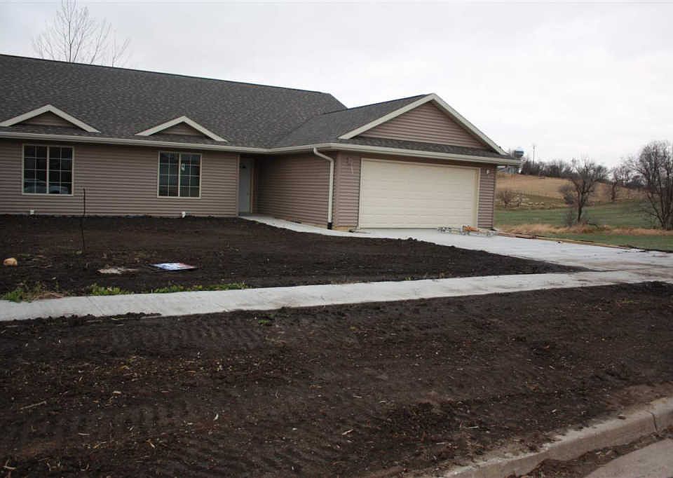 1st image of 301 James Blvd