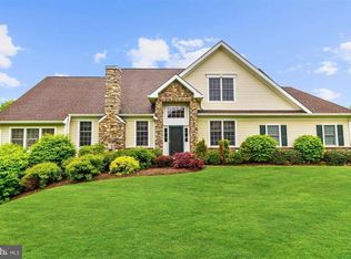 58 Briar Ct, Hamburg, NJ 07419