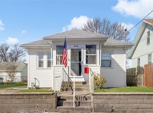 202 Grand Ave, Pawtucket, RI 02861