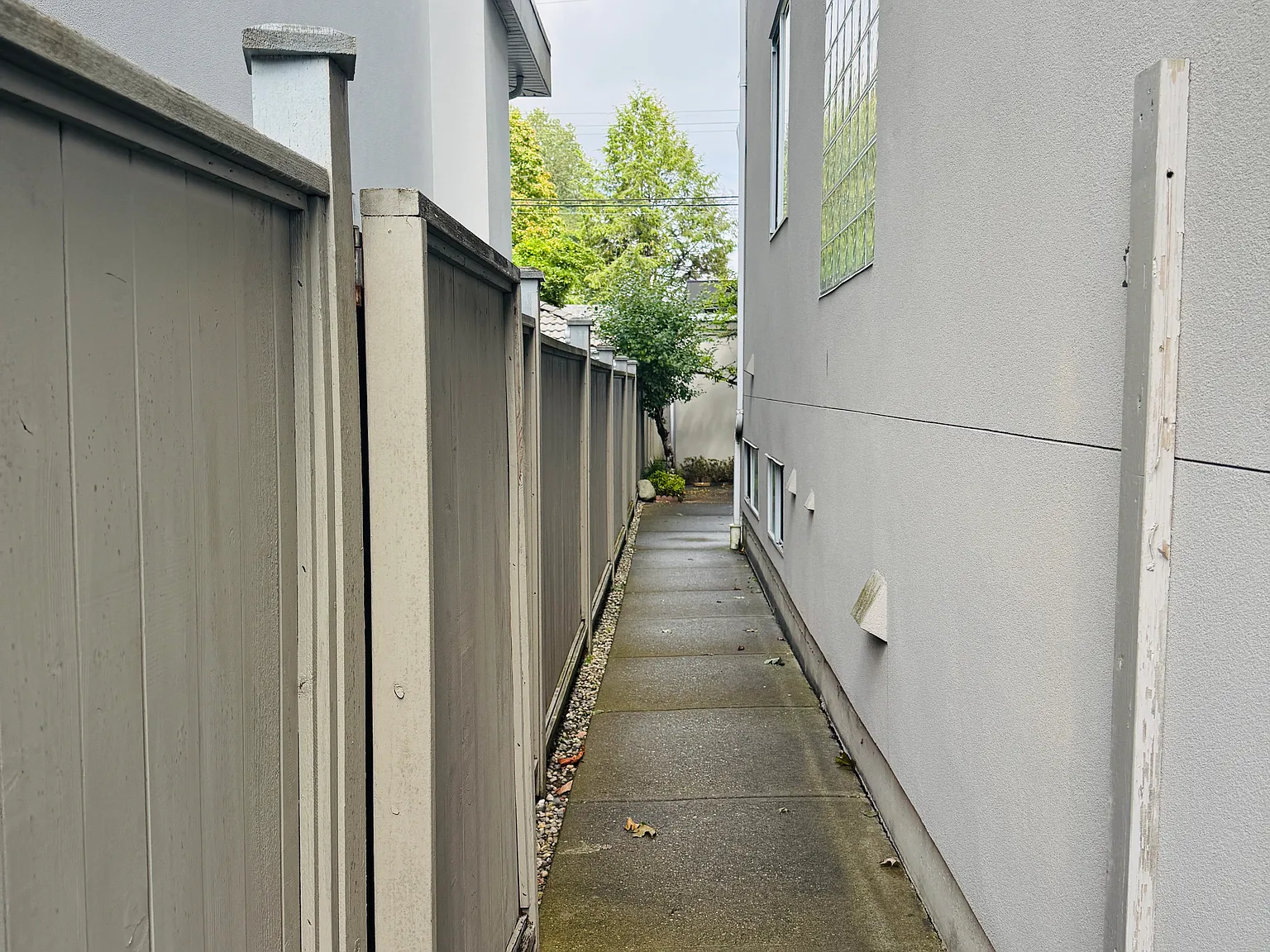 1 bed, 600 sqft, $2,080 — Photo 2
