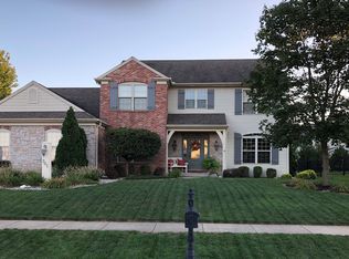 301 Walden Pond Blvd, Monticello, IL 61856