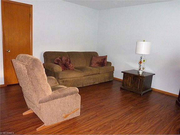 3rd image of 1845 Drenik Dr