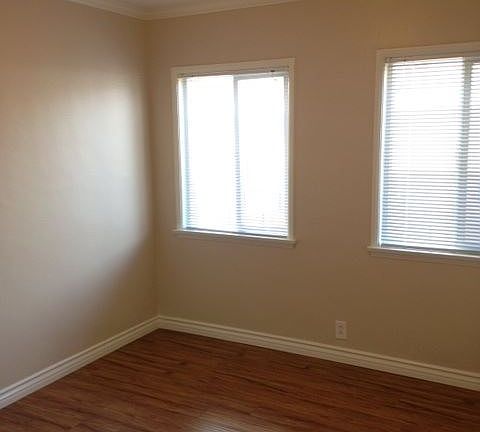3rd image of 15316 Sylvanwood Ave