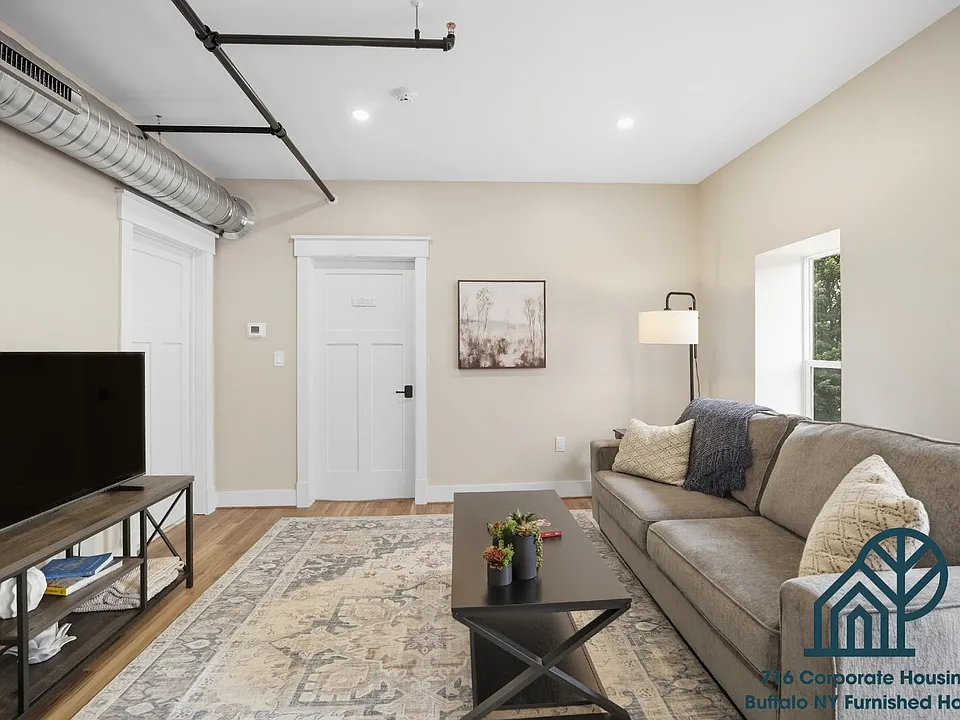 367 Connecticut St #2
