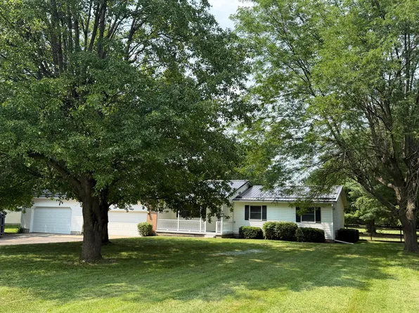 7378 Beecher Rd SW, Pataskala, OH 43062