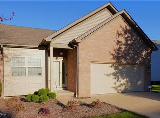 2502 Charing Cross Rd NW, Canton, OH 44708